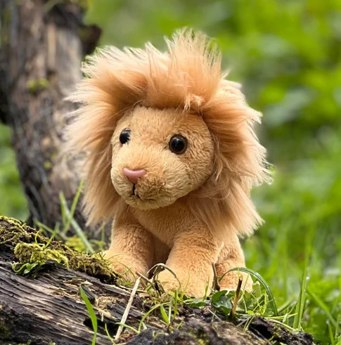 Cuddle Cubs by Charlie Bears Lion - Image 2