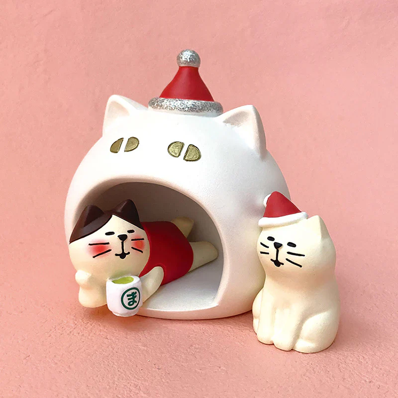 Decole Concombre Figurine - Christmas Party - Snow Cave - Image 2