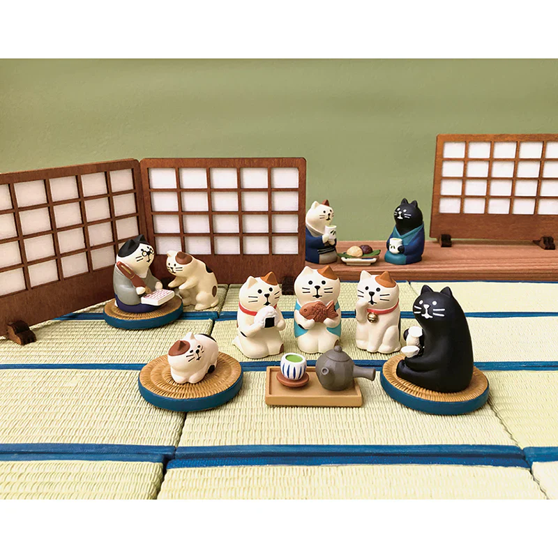 Decole Concombre Figurine - Tea House - Black Cat & Tea 2 - Image 2