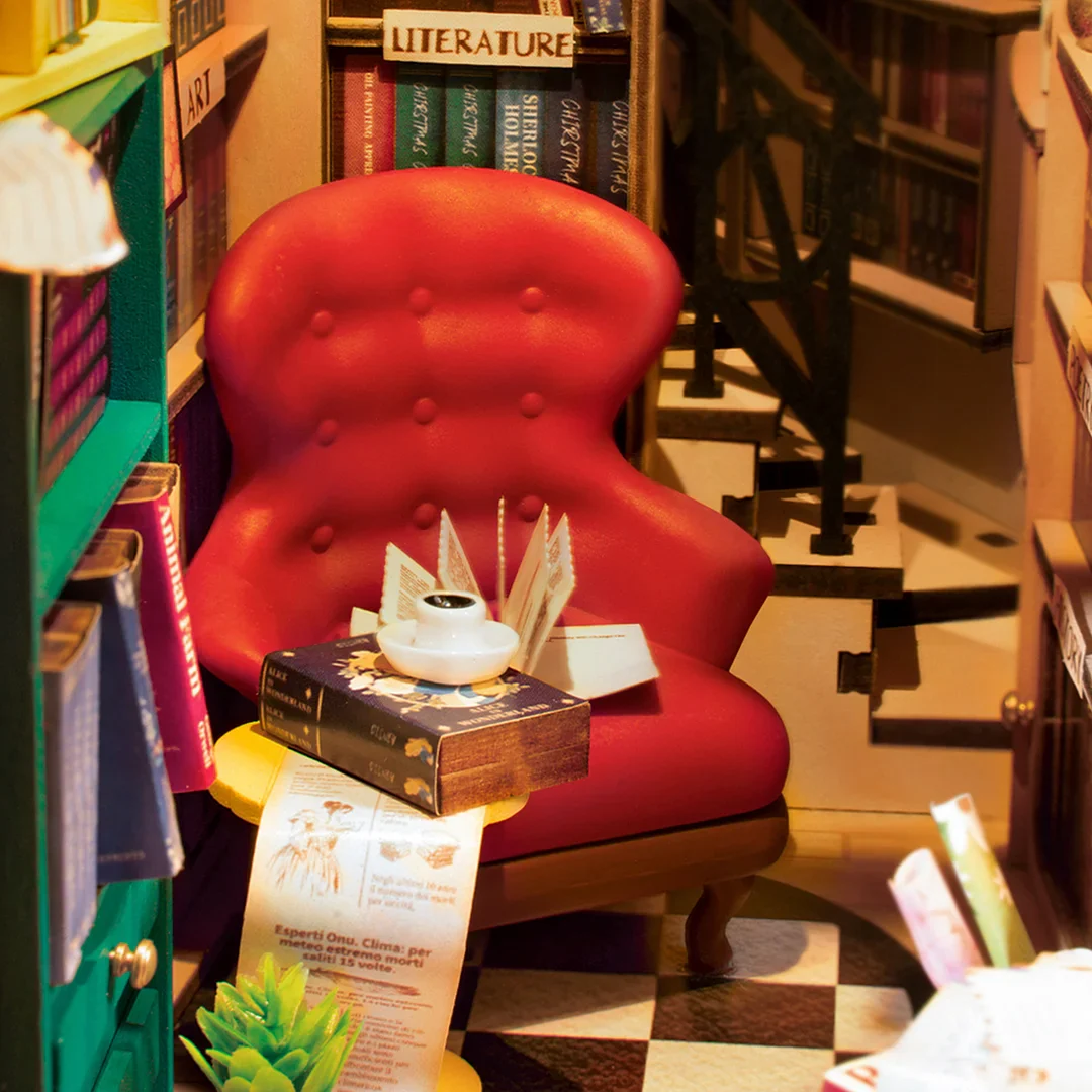 Robotime Rolife DIY Book Nook Bookstore TGB07 - Image 5