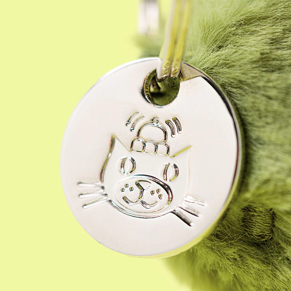 Jellycat Amuseables Pickle Bag Charm 11cm - Image 2