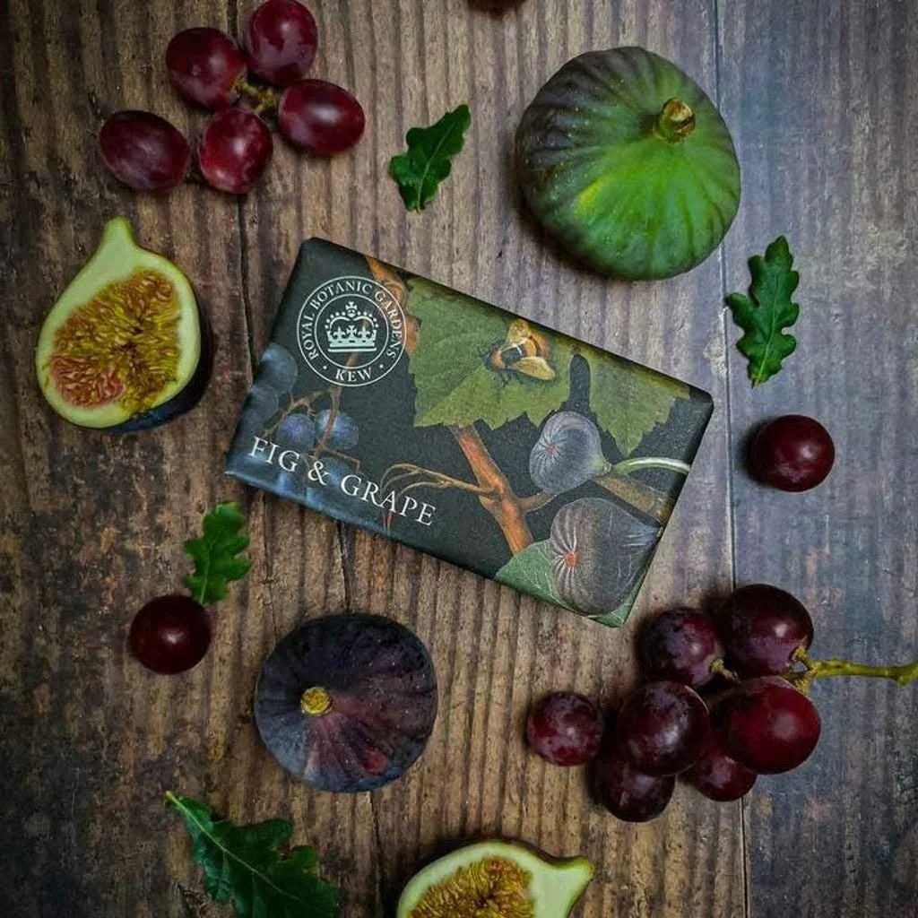 Kew Fig & Grape Soap Bar (240g) - Image 2