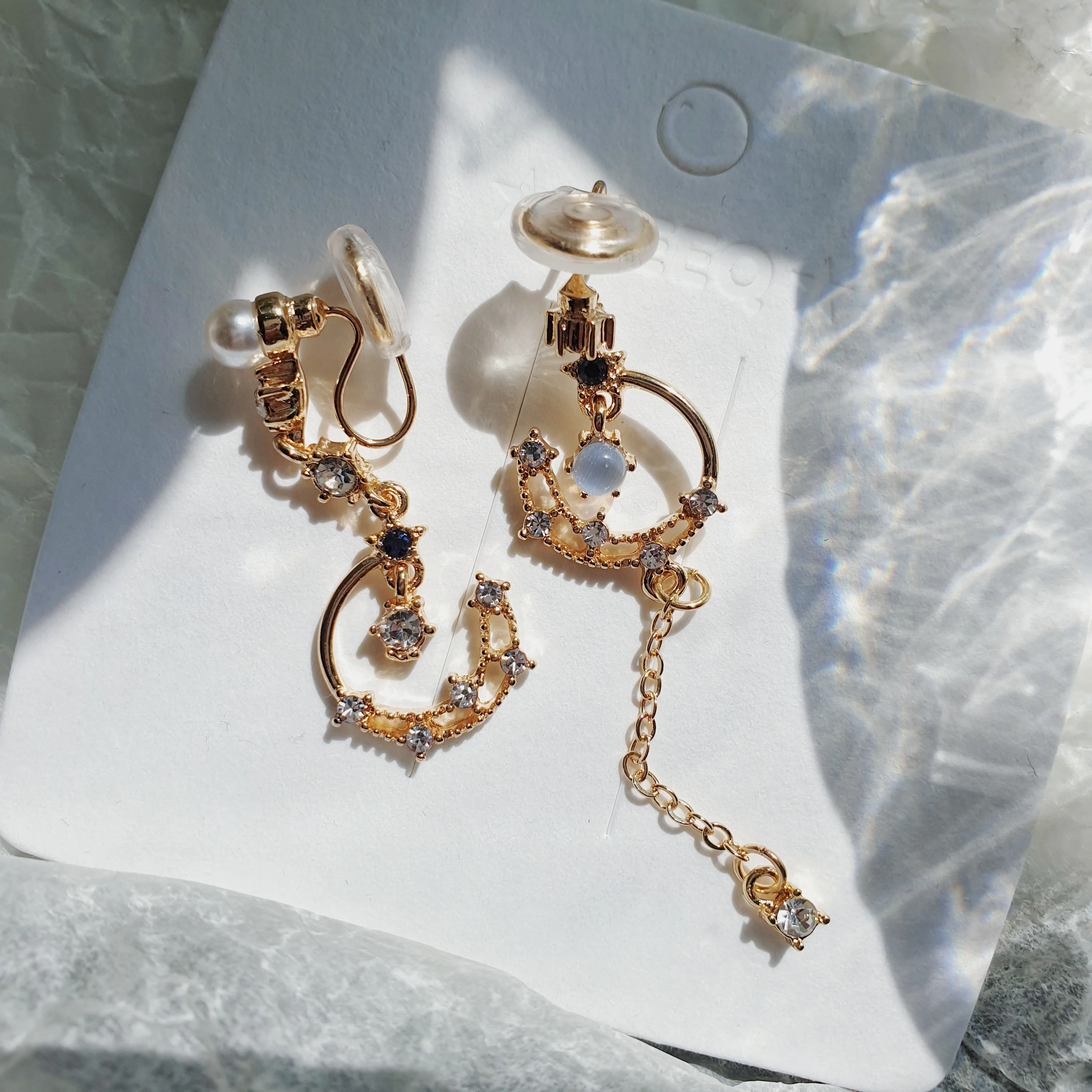 Luninana Clip-on Earrings - Hanging Moon with Pearl Earrings LL014 - Image 4