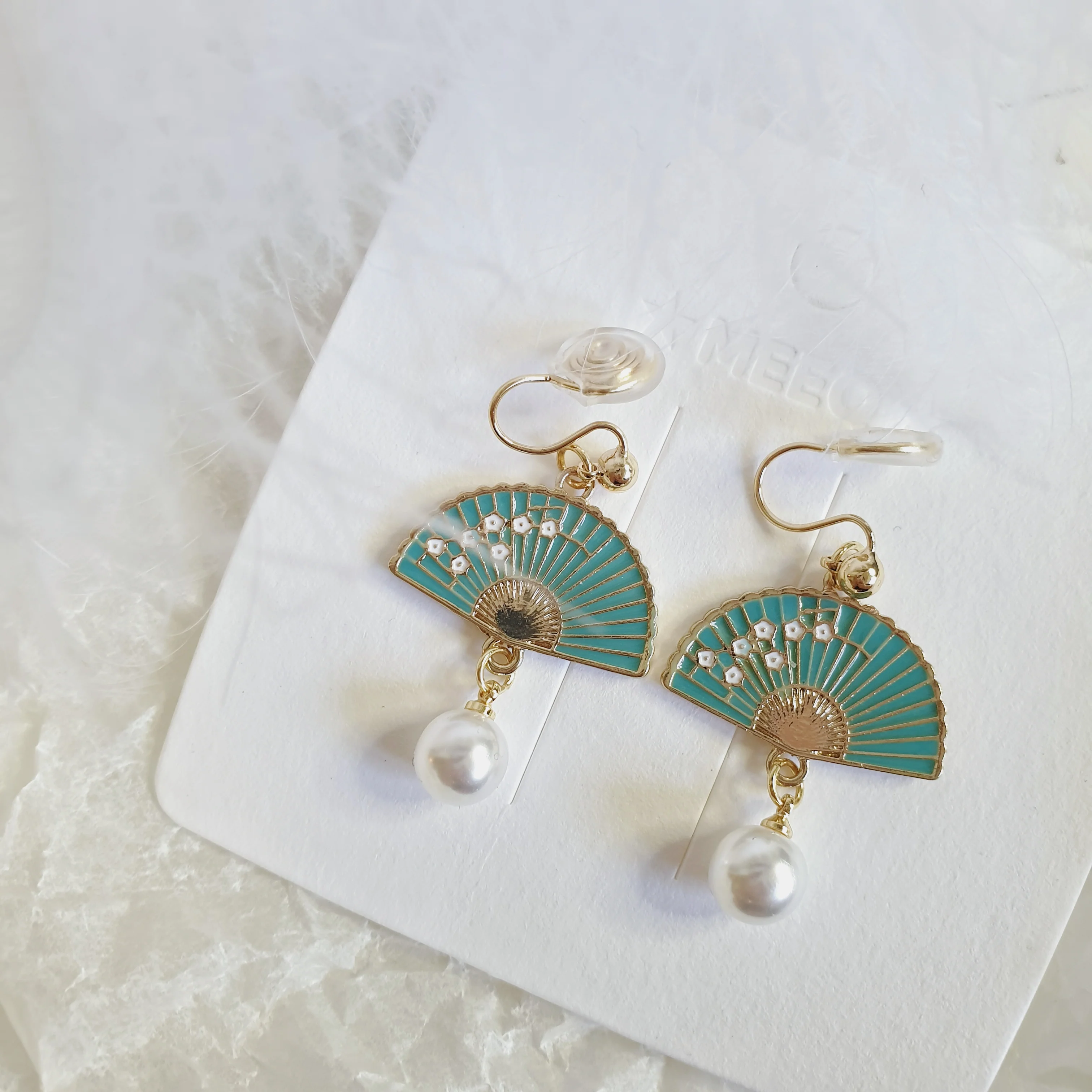 Luninana Clip-on Earrings - Oriental Blossom Fan Earrings LL023 - Image 4