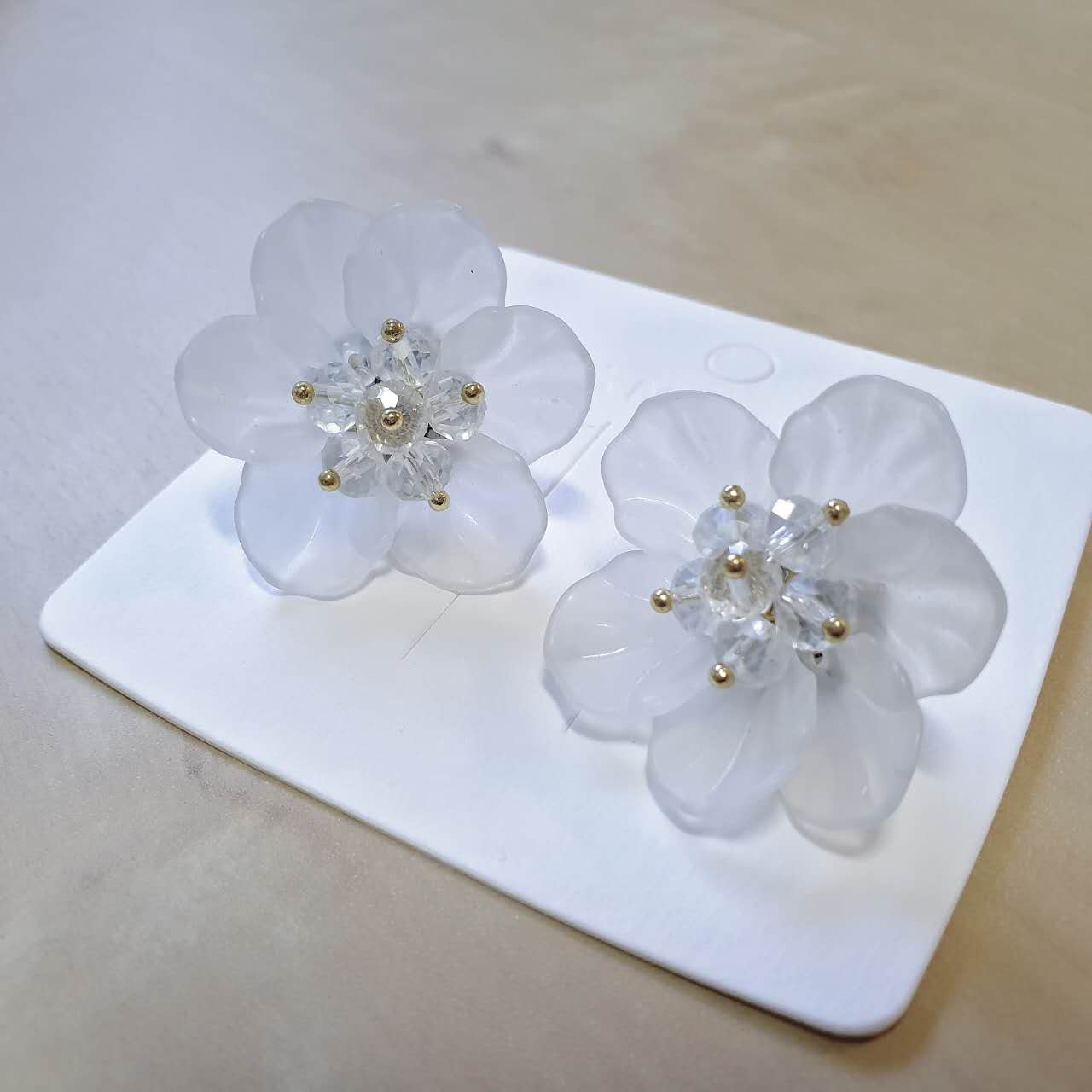 Luninana Clip-on Earrings - Moonlight Peony LL002 - Image 3