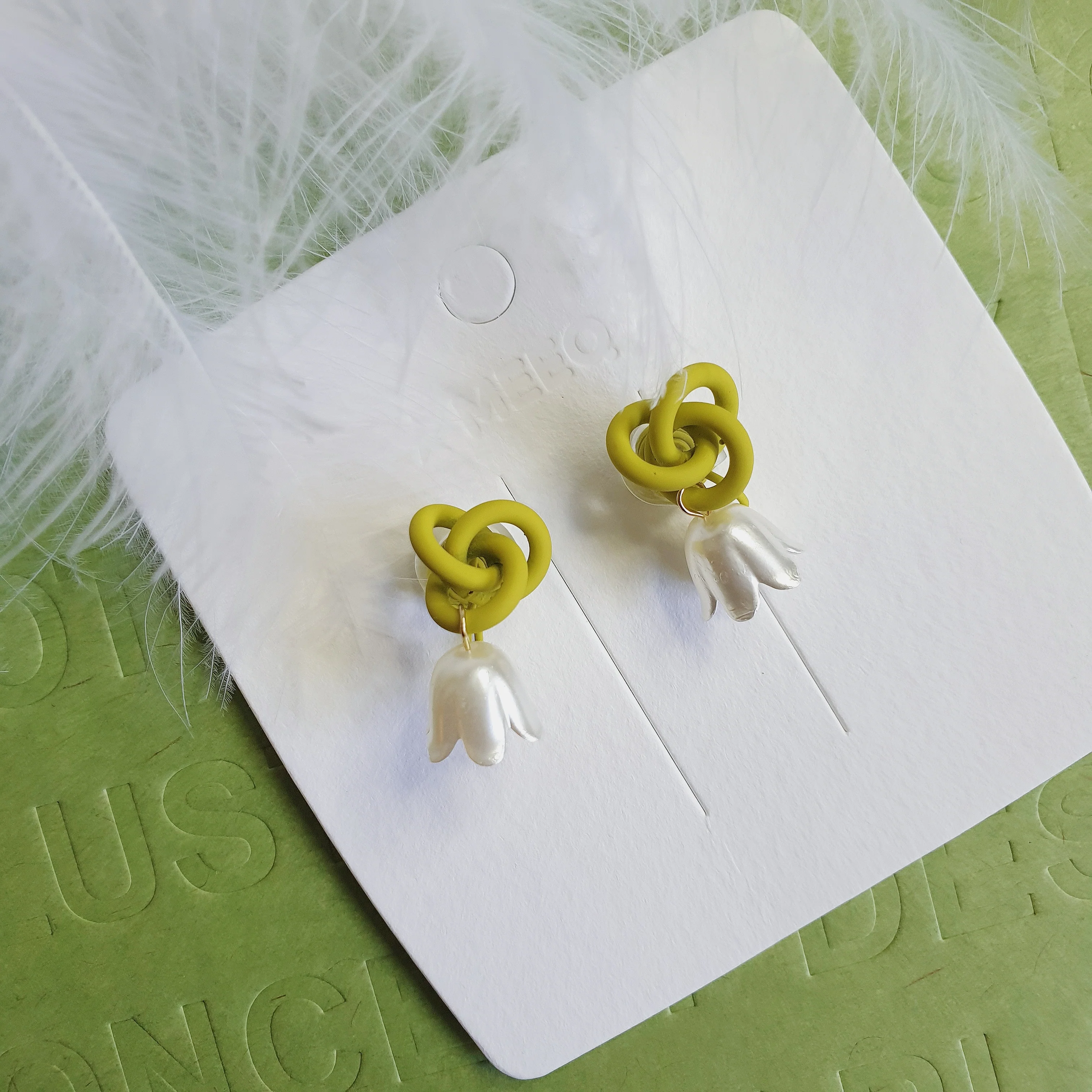 Luninana Clip-on Earrings -  White Bluebell with Light Green Knot Earrings LL021 - Image 2