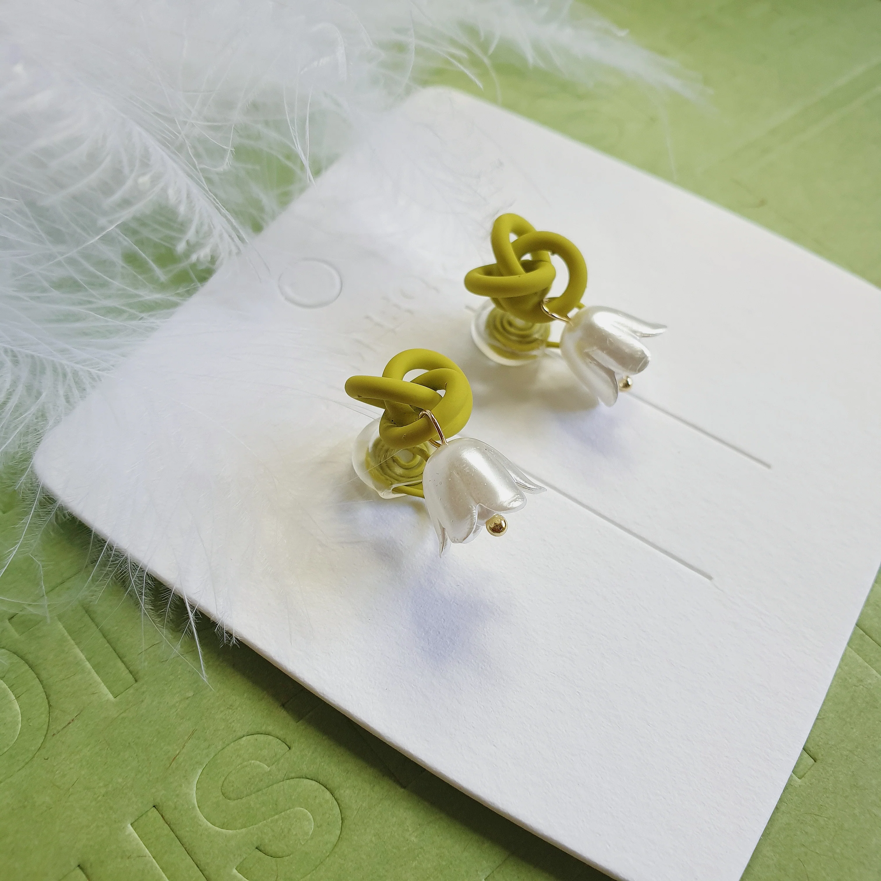 Luninana Clip-on Earrings -  White Bluebell with Light Green Knot Earrings LL021 - Image 3