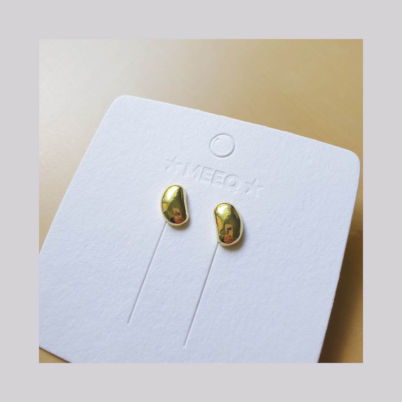 Luninana Earrings - Gold Bean Stone Earrings XX033 - Image 2