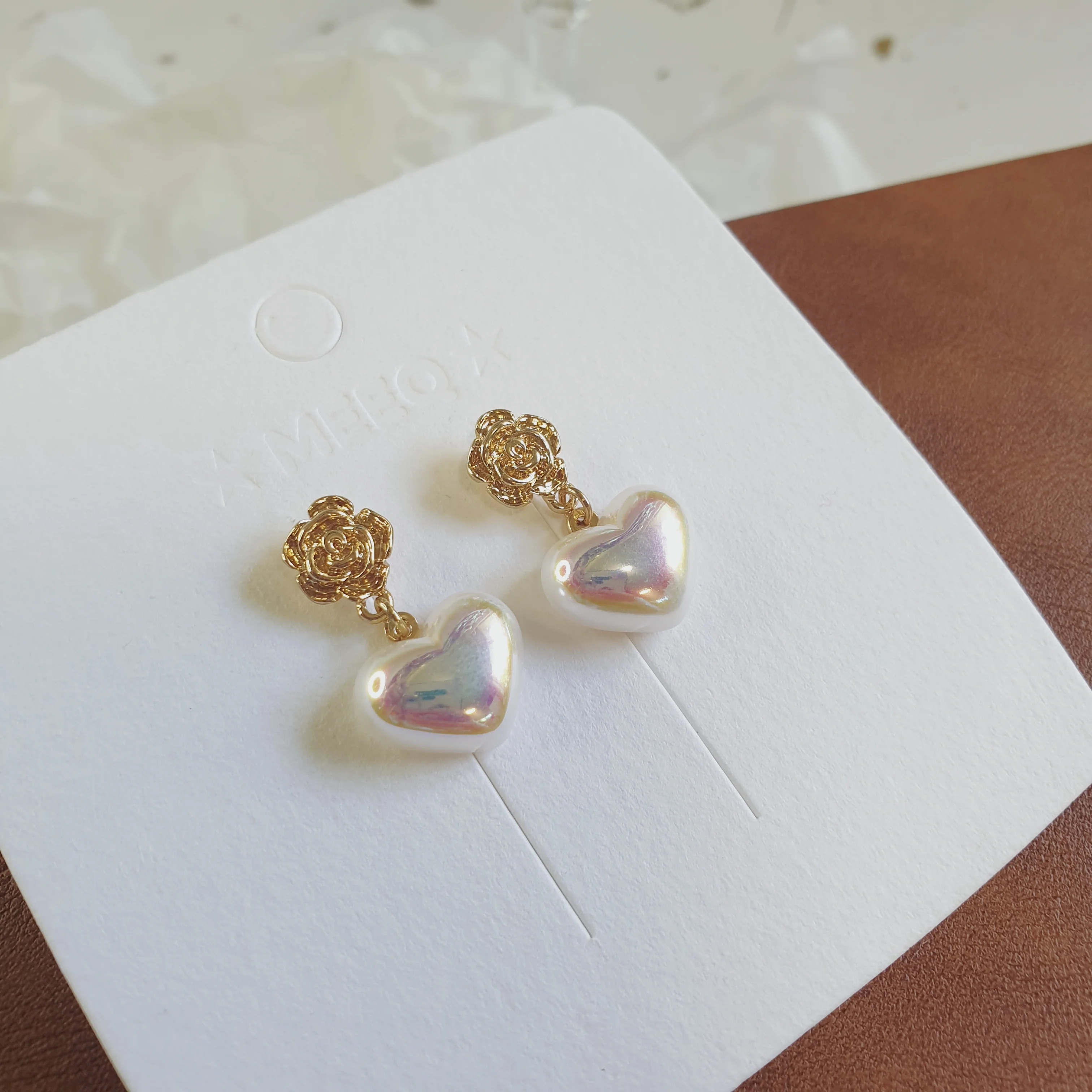 Luninana Earrings - Pearl Heart with Golden Flower Earrings YBY056 - Image 2