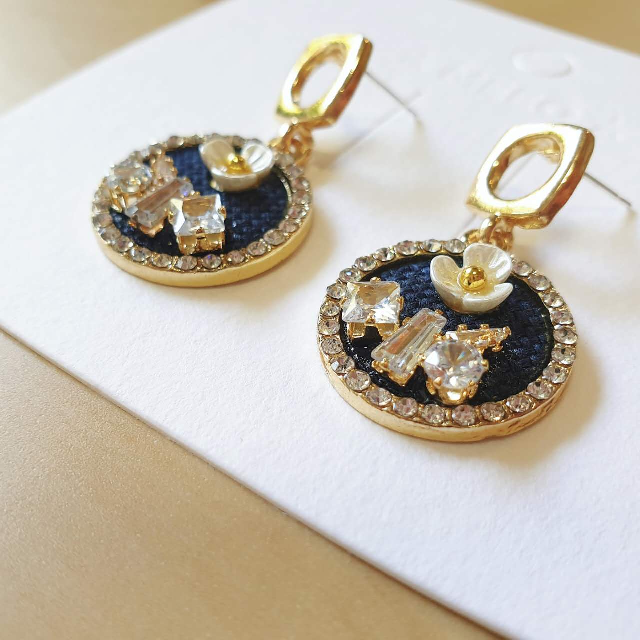 Luninana Earrings - French Styles Crystal Flower Earrings YX009 - Image 3