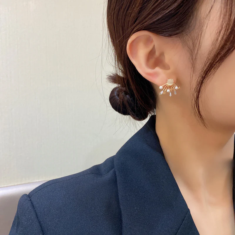 Luninana Earrings -  Shooting Stars with Pearl Earrings YBY032 - Image 3