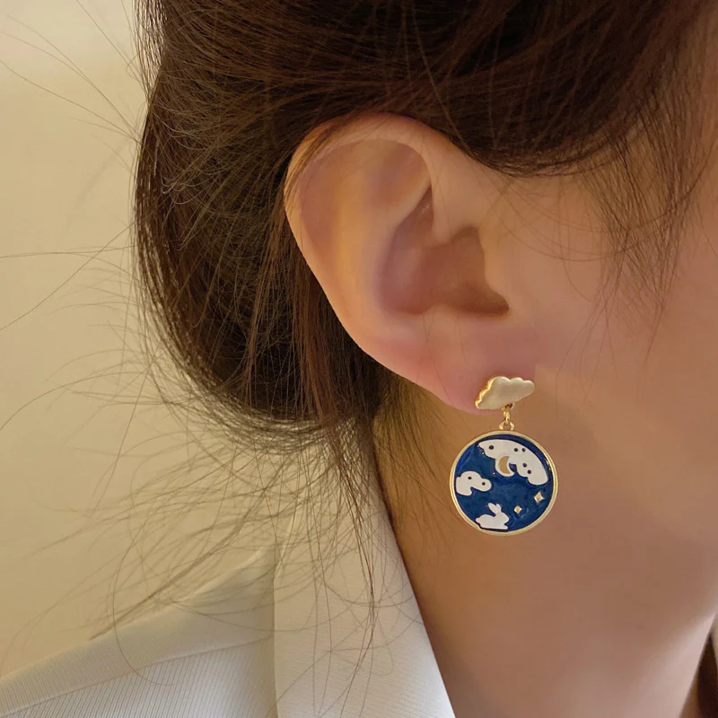 Luninana Earrings - Star Gazing Bunny Round Earrings YBY055 - Image 4