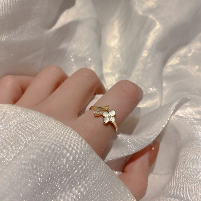 Luninana Ring - Shining Floral Pearl Ring YBY035 - Image 2