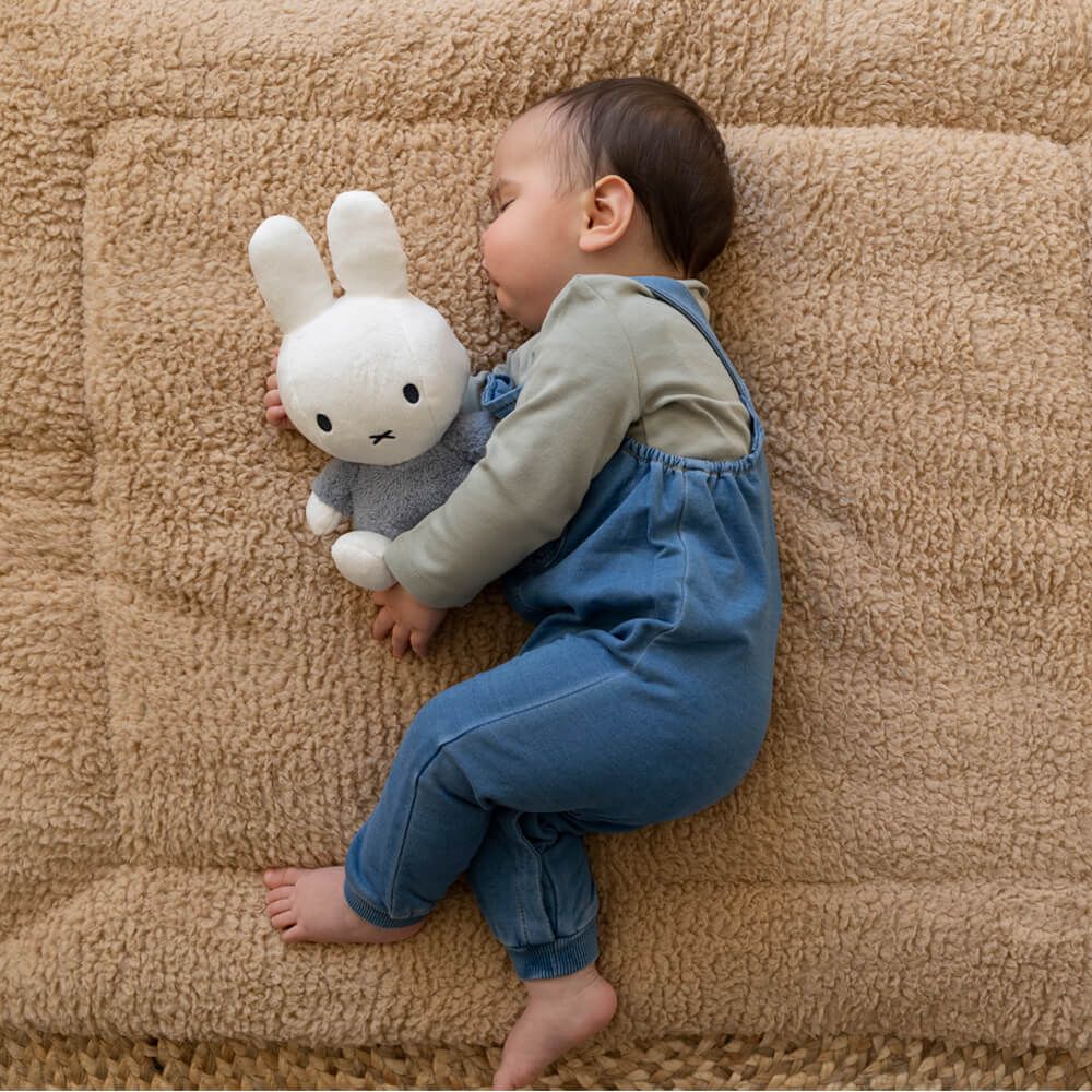 Miffy & Friends Miffy Fluffy Cuddle Blue 25cm - Image 3