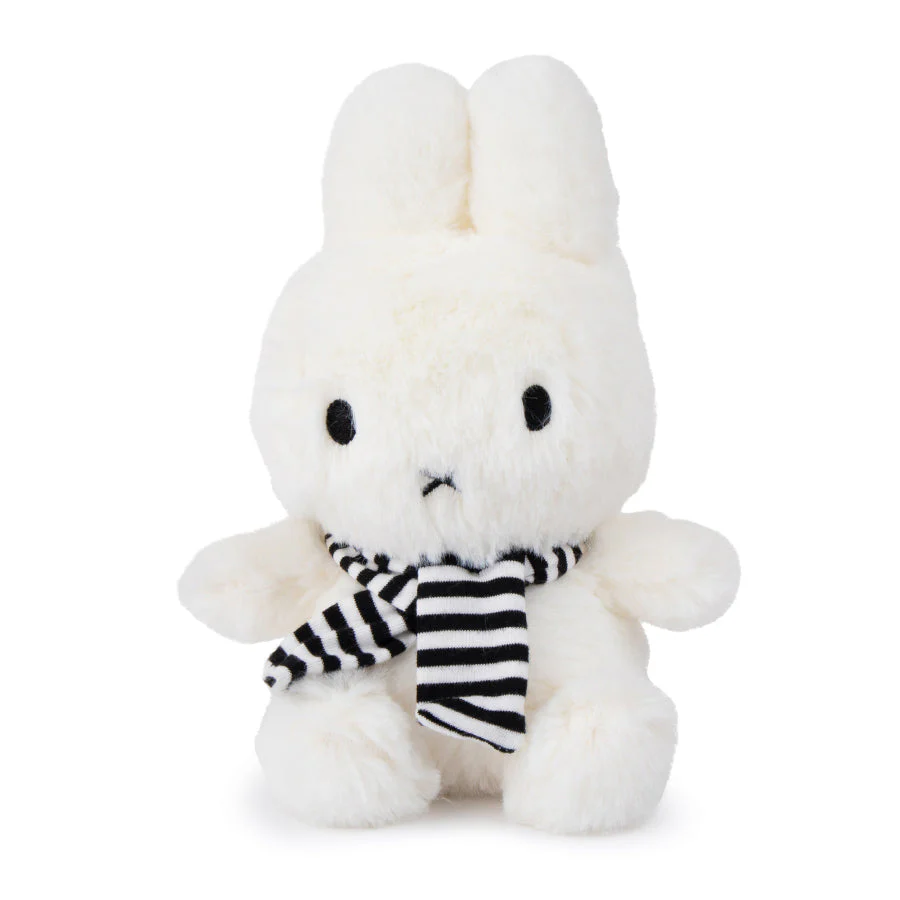 MIFFY & FRIENDS Miffy sitting with scarf (23cm)