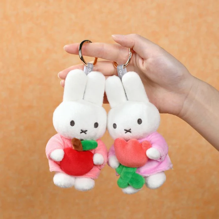 Miffy & Friends Miffy with Tulip Keyring 13cm - Image 3