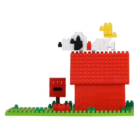 Peanuts-Snoopy house - Image 2