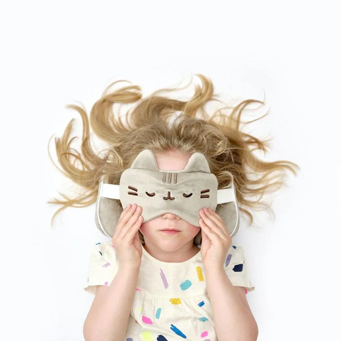 Pusheen Travel Pillow & Eye Mask Set - Image 5