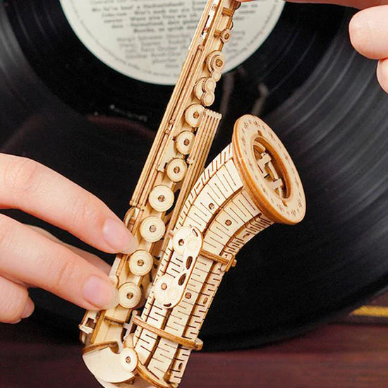 Robotime Classical 3D Saxophone - Image 3