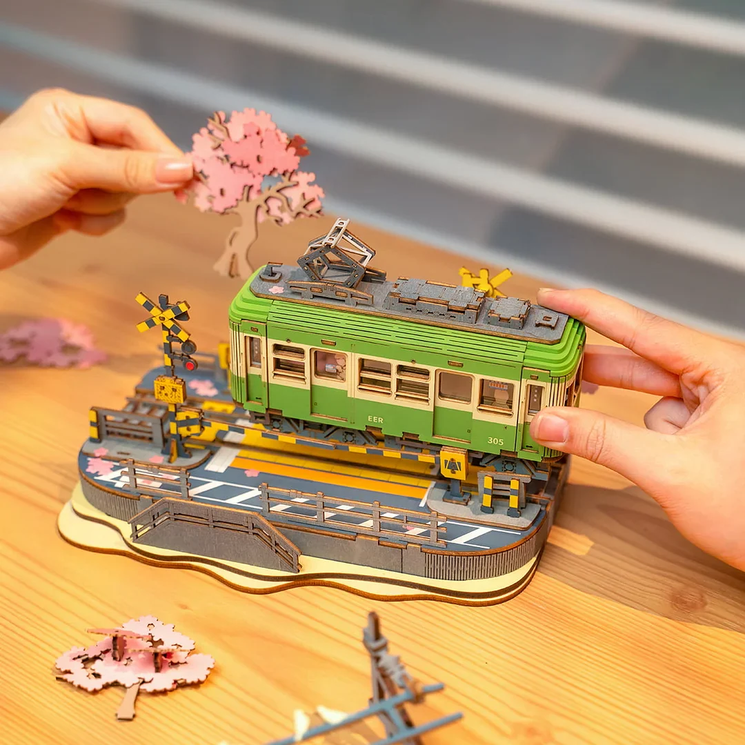 Robotime Rolife Sakura Journey 3D Wooden Puzzle 16.7cm - Image 4